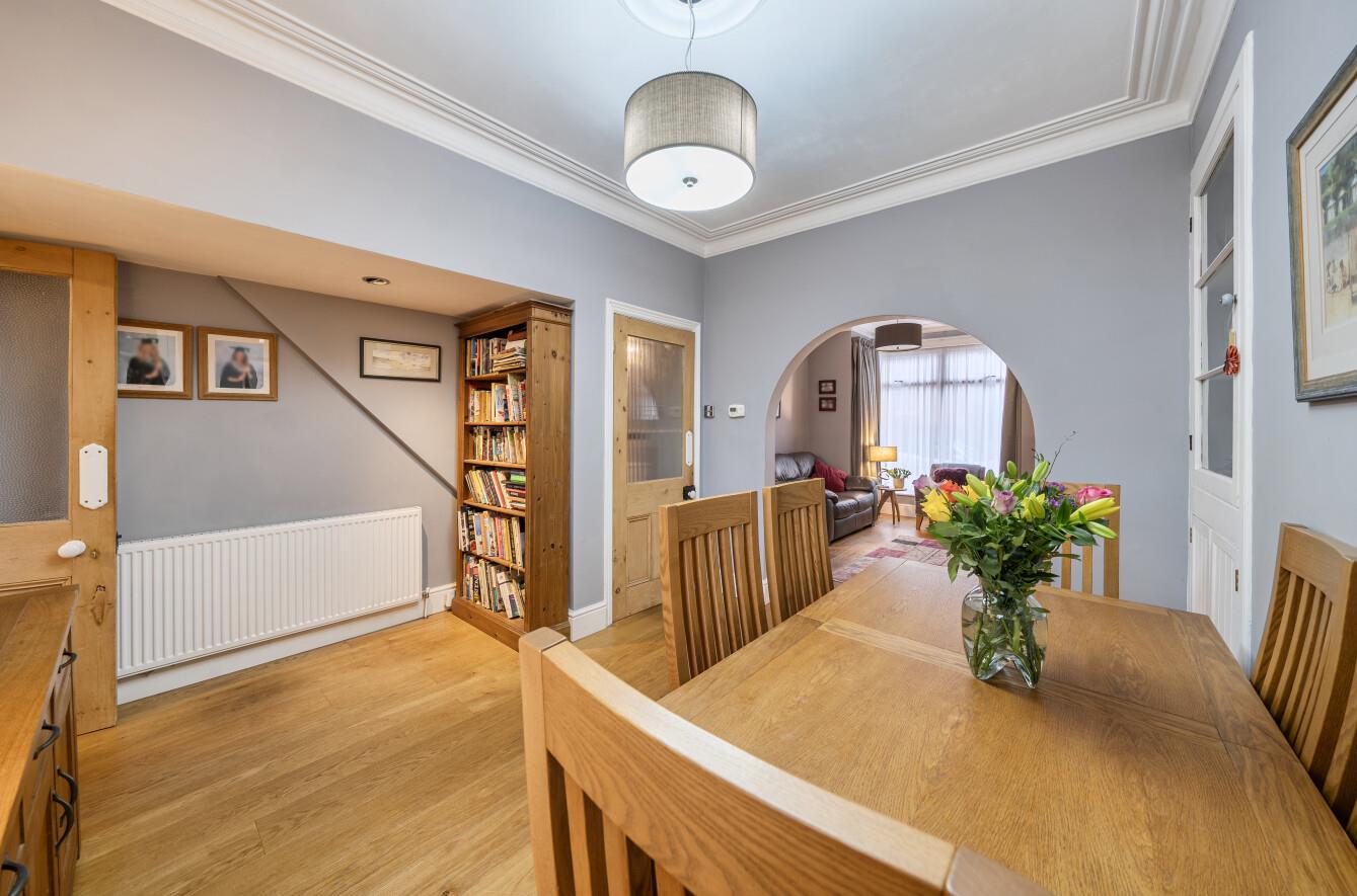 Carnglas Road, Sketty, Swansea, SA2 9BL